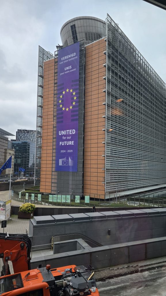 WhatsApp-Image-2025-03-06-at-10.32.10-3-577x1024-1 EU Institutions