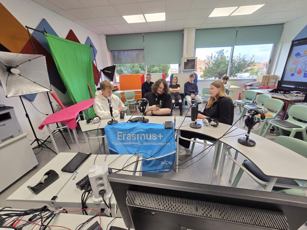 WhatsApp-Image-2026-01-27-at-09.11.08-1-1024x768 Estudiantes alemanes han visitado Rivas Vaciamadrid