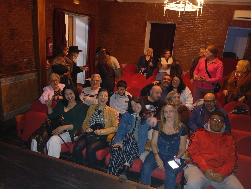 WhatsApp-Image-2026-03-25-at-14.00.45-1024x771 Salida al teatro: Ha llegado el inspector